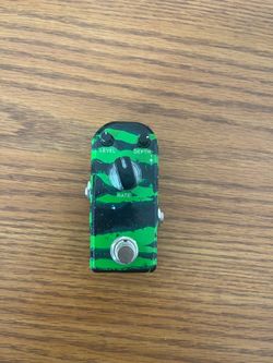 Analog chorus pedal