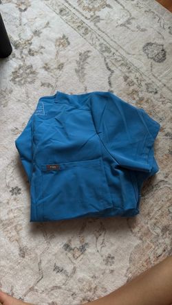 medium figs scrubs