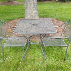 Vintage Outdoor Wrought Iron Furniture Set