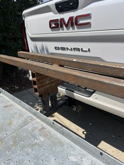truck bed extender hitch support