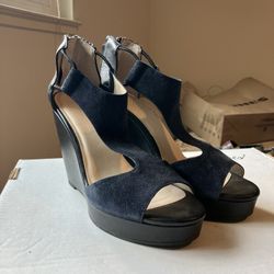 Kenneth Cole Platform Heels / Size 8