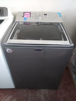 NEW scratch and dent MAYTAG top load washer