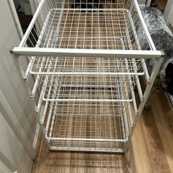 Wire Shelves $10
