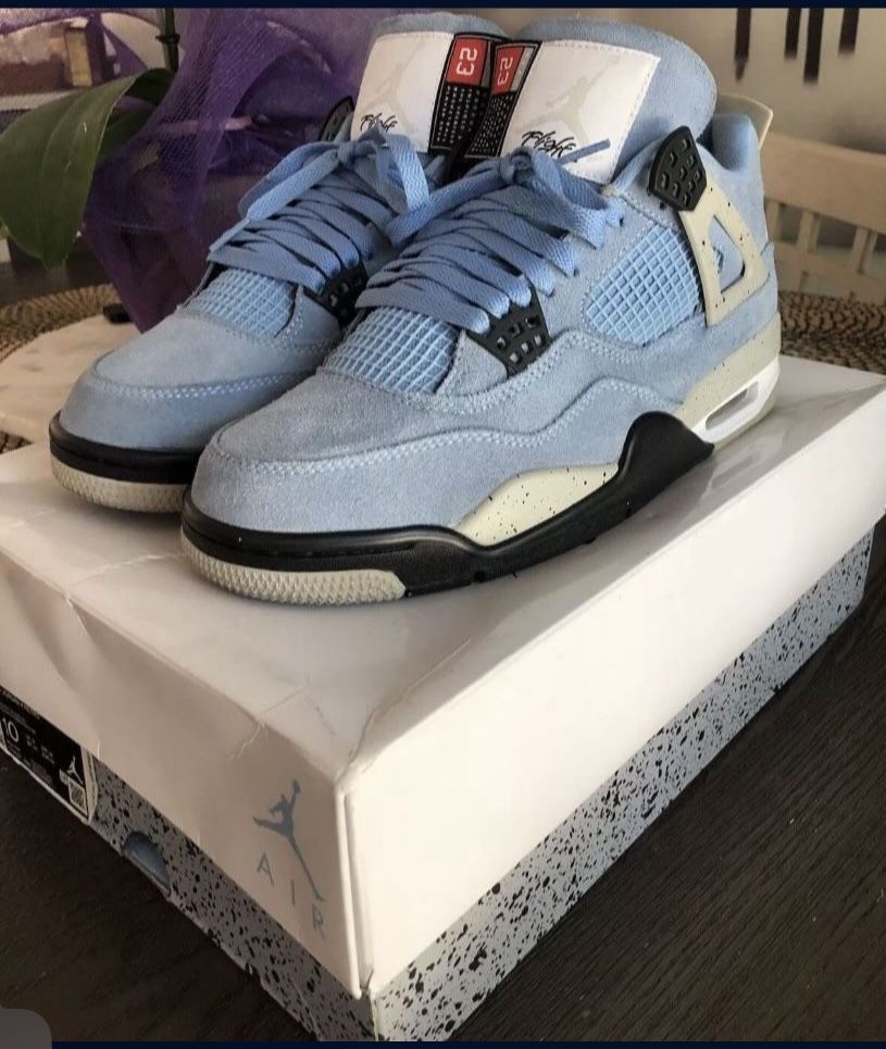 Nike Air Jordan 4 Retro “University Blue” Sz 10
