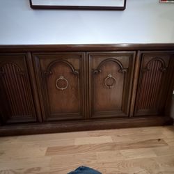 Super ﻿Rare Vintage 1960’s Magnavox Astro-Sonic FM/AM Radio-Phonograph Console 