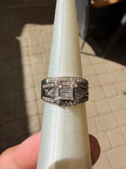 Engagement ring with band