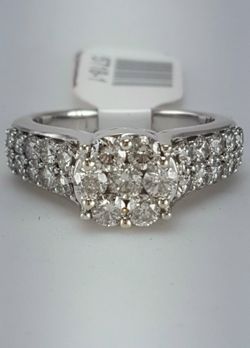 14k white gold diamond ring with diamonds