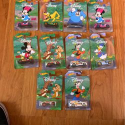 $22 Disney 90 Years Characters Cars Hot Wheels Total of 9