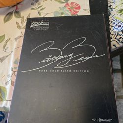 Impressions Vanity Touch Pro LED Make-up Mirror Bluetooth Audio & USB Charger