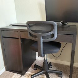 Black Computer Table/Gaming Table