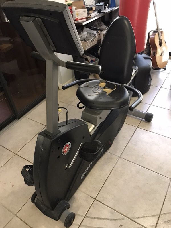 Schwinn 920i Recumbent Exercise Bike for Sale in Hollywood FL