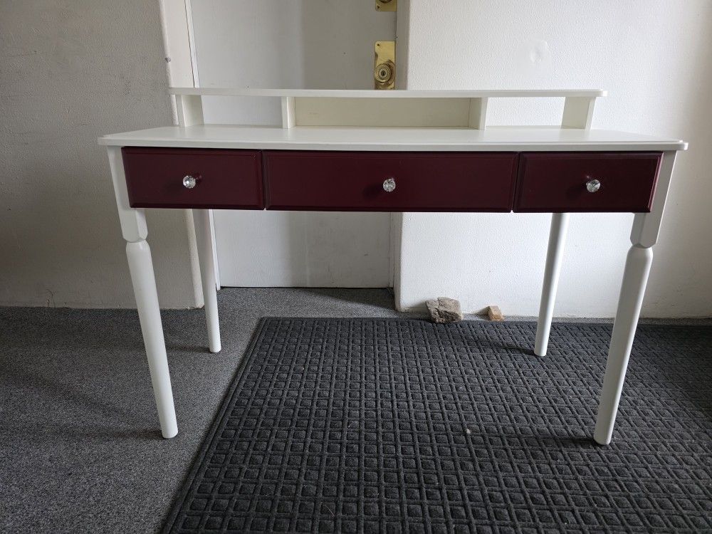 Ikea Tyssedal Vanity Desk