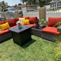 Brand New Patio Outdoor Furniture Set With Fire Pit 