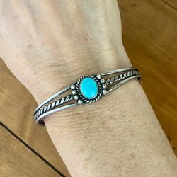 Vintage Sterling Silver and Turquoise Bracelet size 6 3/4”
