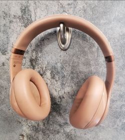Beats Studio Pro × Kim Kardashian