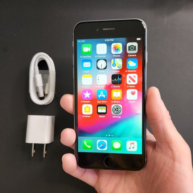 iPhone 6 - UNLOCKED - Like New
