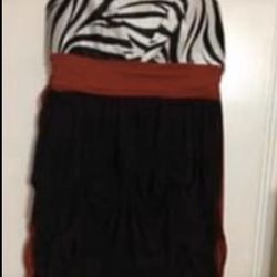 Black and Red Dress - Juniors Medium