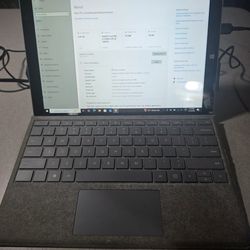 Surface Pro 3 Tablet with keyboard