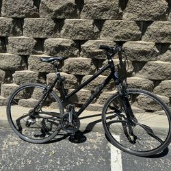 Stevens X3C Hybrid Bicycle Medim