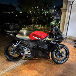 2004 Yamaha R6