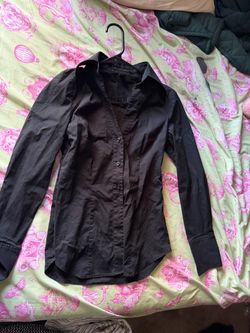 EXPRESS WOMENS BLACK BUTTON DOWN