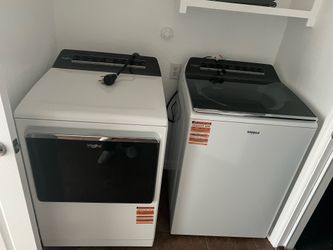 Brand New Whirlpool electric Washer & Dryer