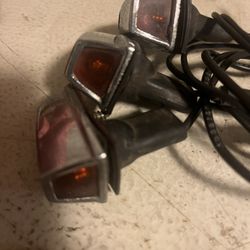 Mopar fender turn signals