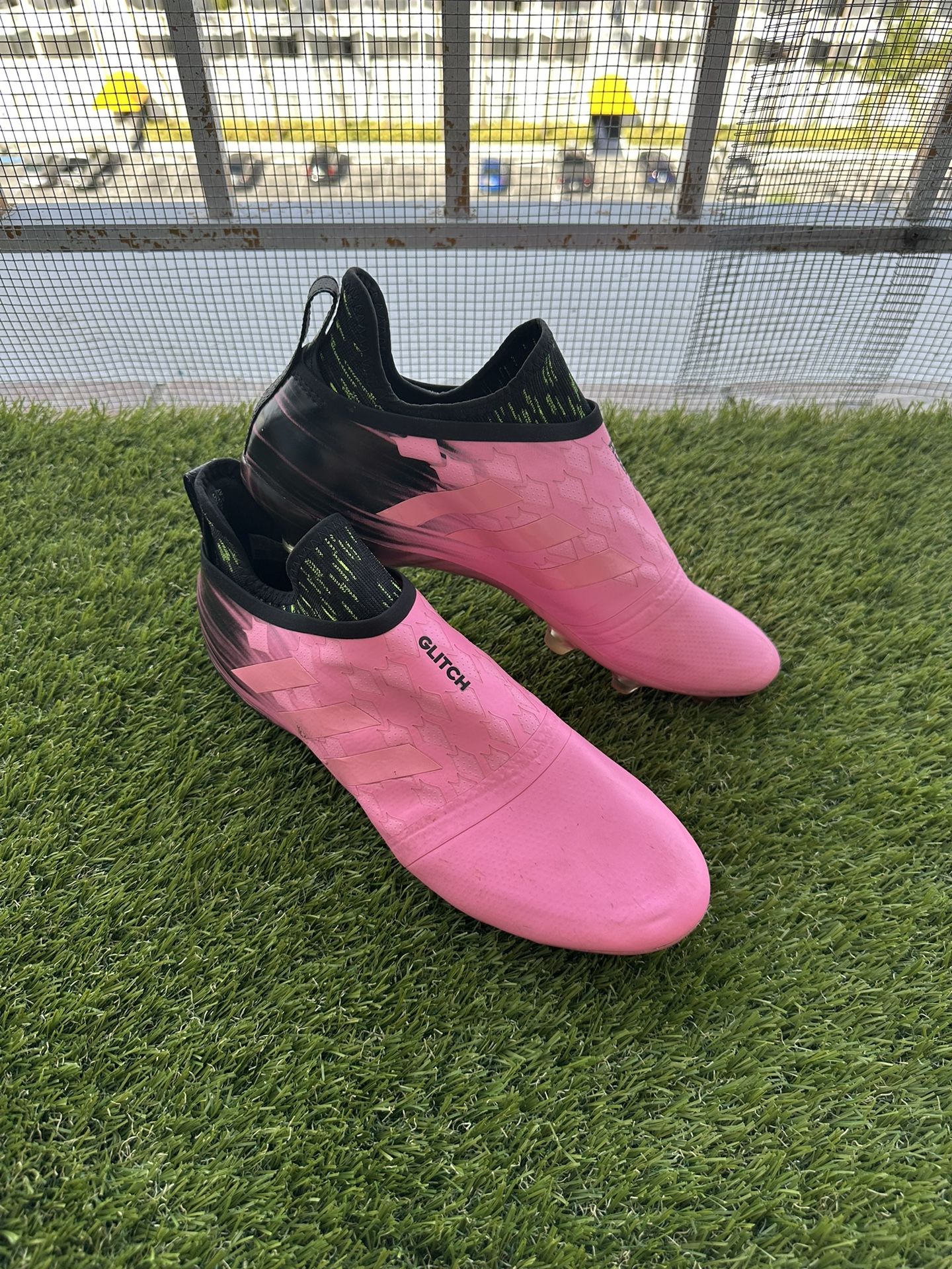 Adidas Glitch Soccer Cleats Size 11 Pink Black