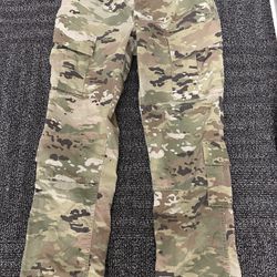 US Army Combat Cargo Pants Female 31 Long Camo Military 