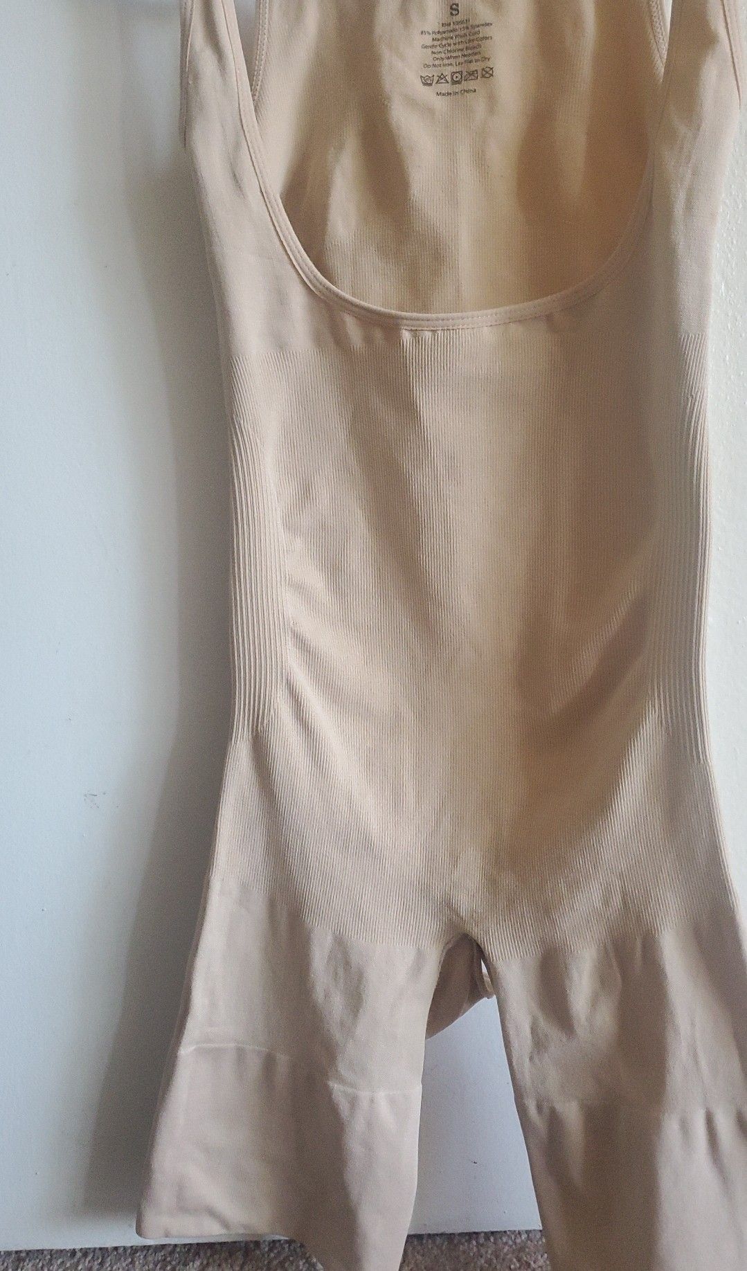 Size Small Faja/Body Shaper w butt lift