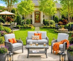 4-Piece Outdoor Wicker Patio Furniture Set