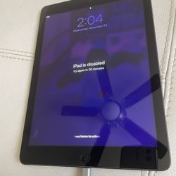 Apple Electronics- Read Description 