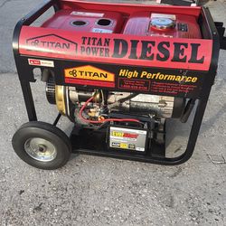 Very nice titan diesel generator