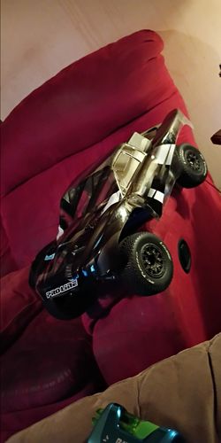 Traxxas Slash vxl 2wd RTR  $250 FIRM