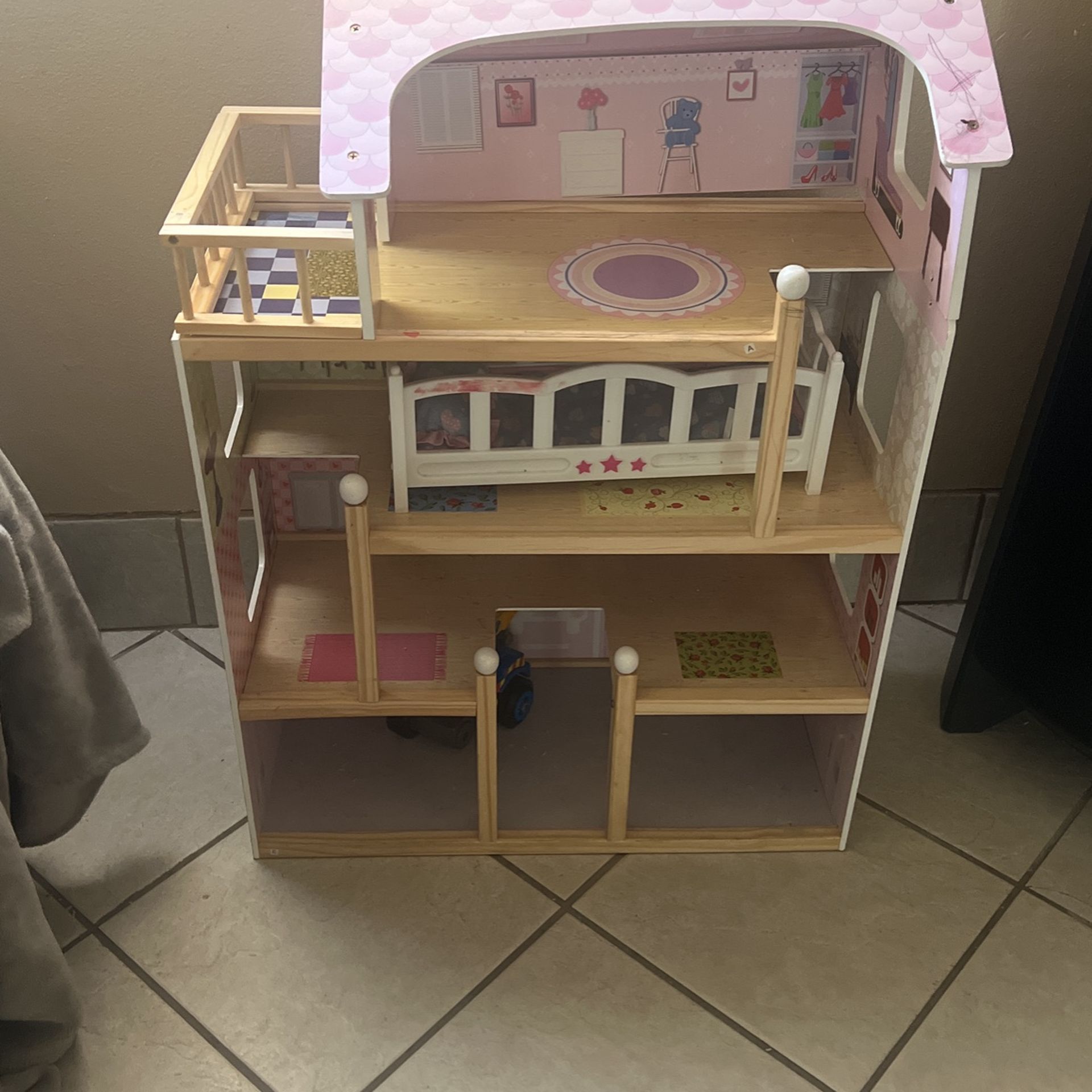 Doll House 