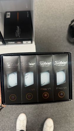***NEW*** TITLEIST PRO V1