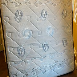 Queen Matters With Matching Box Spring 