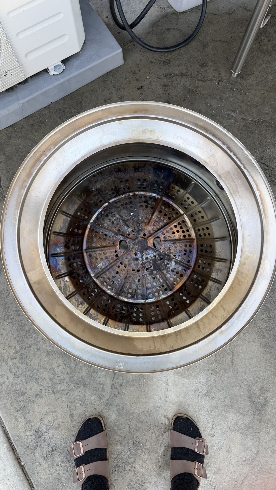 Solo Stove Yukon Fire pit with cover