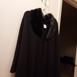 FAUX FUR NEW  COVINGTON ONE SIZE SHAEL $25.00