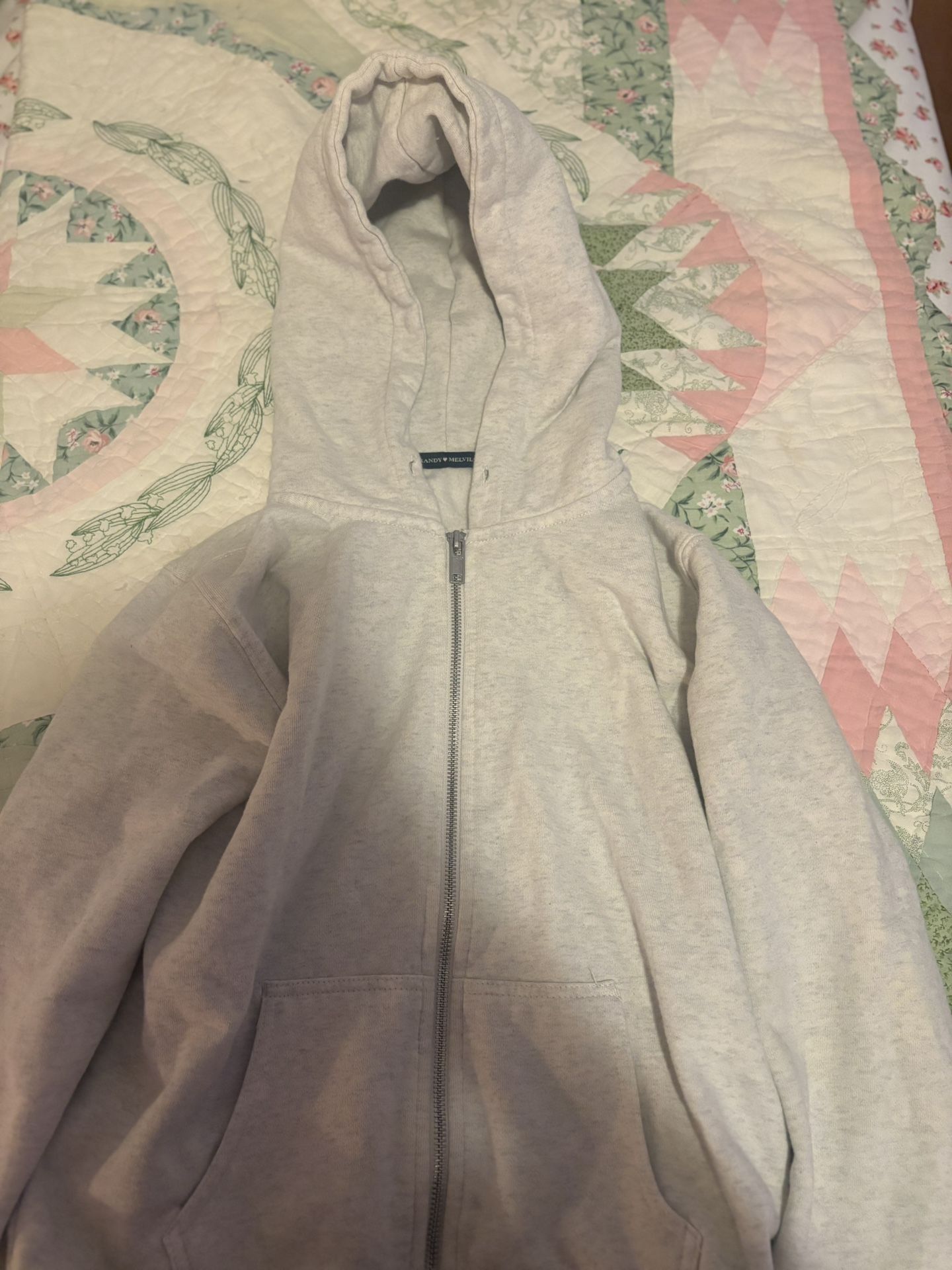 brandy melville zip up hoodie