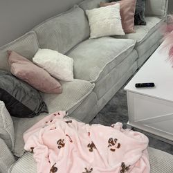 112’’ Grey Courderoy Sectional Couch