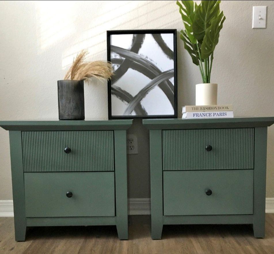 Modern Sage Green Fluted Nightstands / End Tables – Set of 2