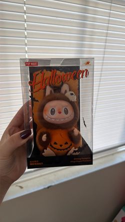 Halloween labubu