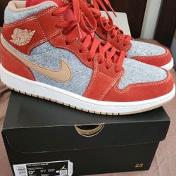 AirJordan 1 MID SE SIZE 9.5