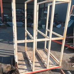 Heavy Duty Metal Rack On Castors 