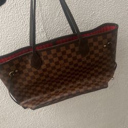 Louis Vuitton Neverfull MM Tote Bag