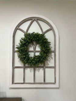 Two wall decor with or without wreath