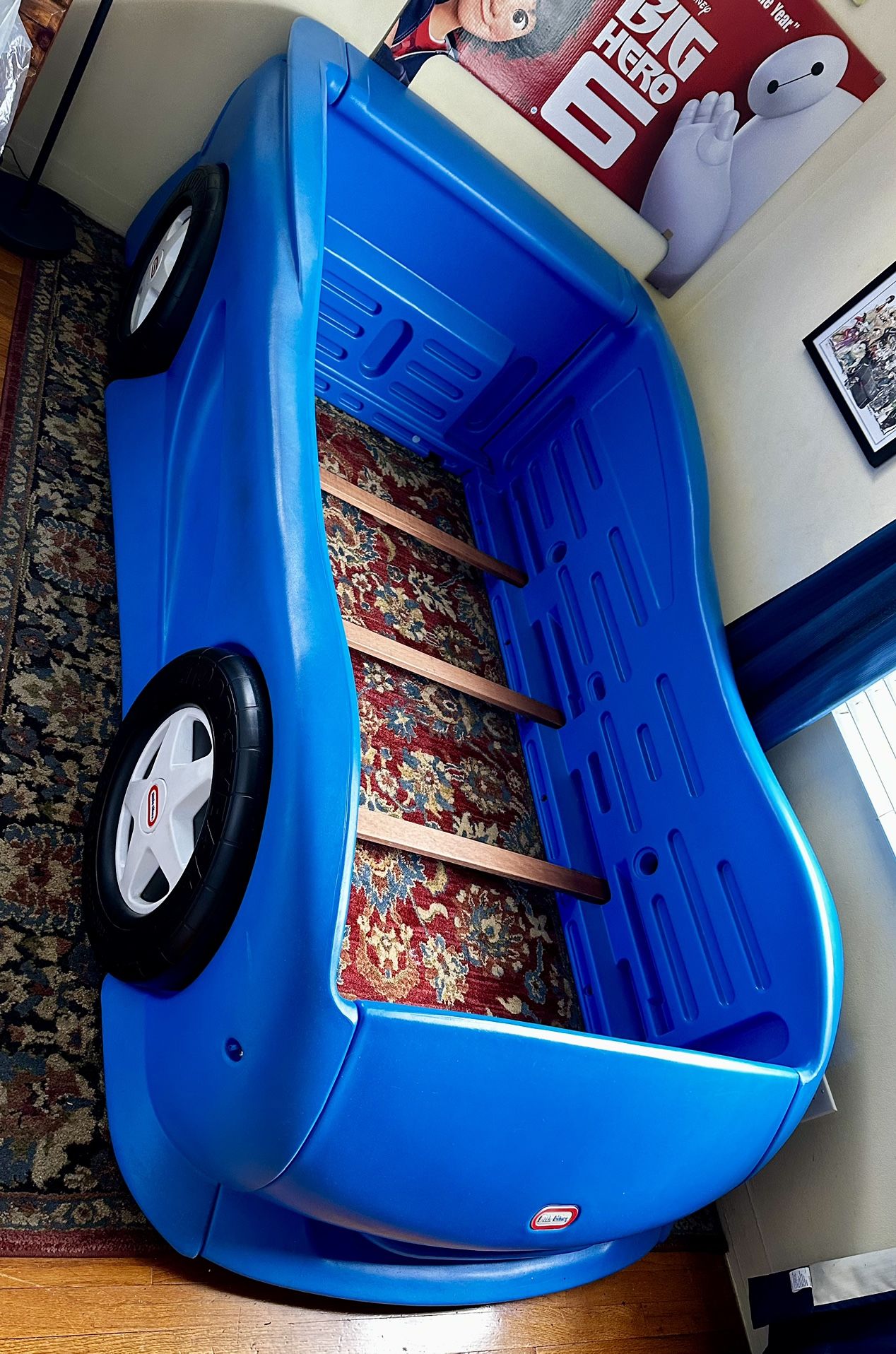 Little Tikes, Corvette Twin Size Race Car Bed for Sale in Santa