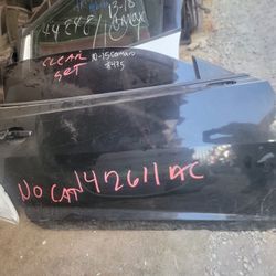 2010/15 Camaro Right Door Assbly $450