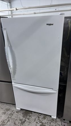 Whirlpool top freezer refrigerator